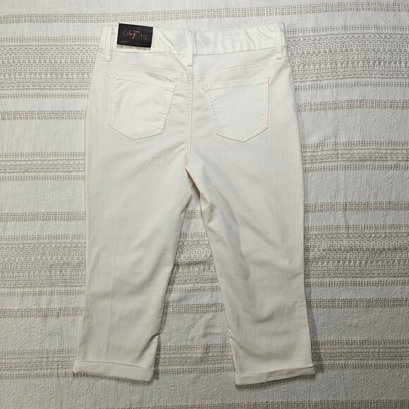 Copperflash White Stretch Denim Capri Pants Cuffed Hem Womens Size 10 NWT - Picture 2 of 8